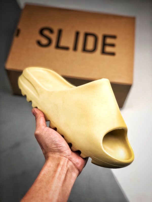 Adidas-Yeezy Slide Desert Sand