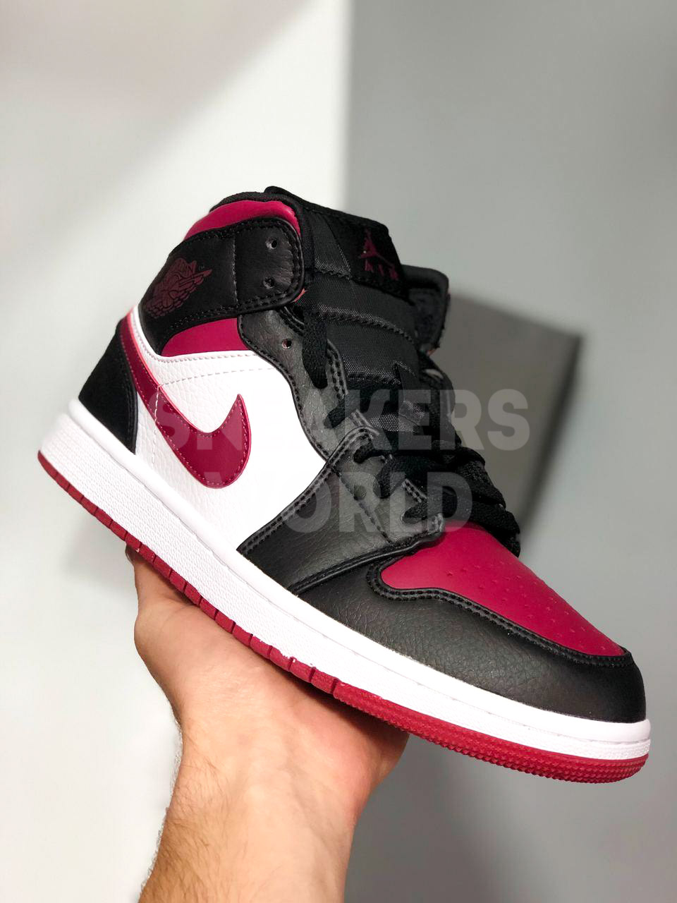 air jordan 1 mid gs noble red