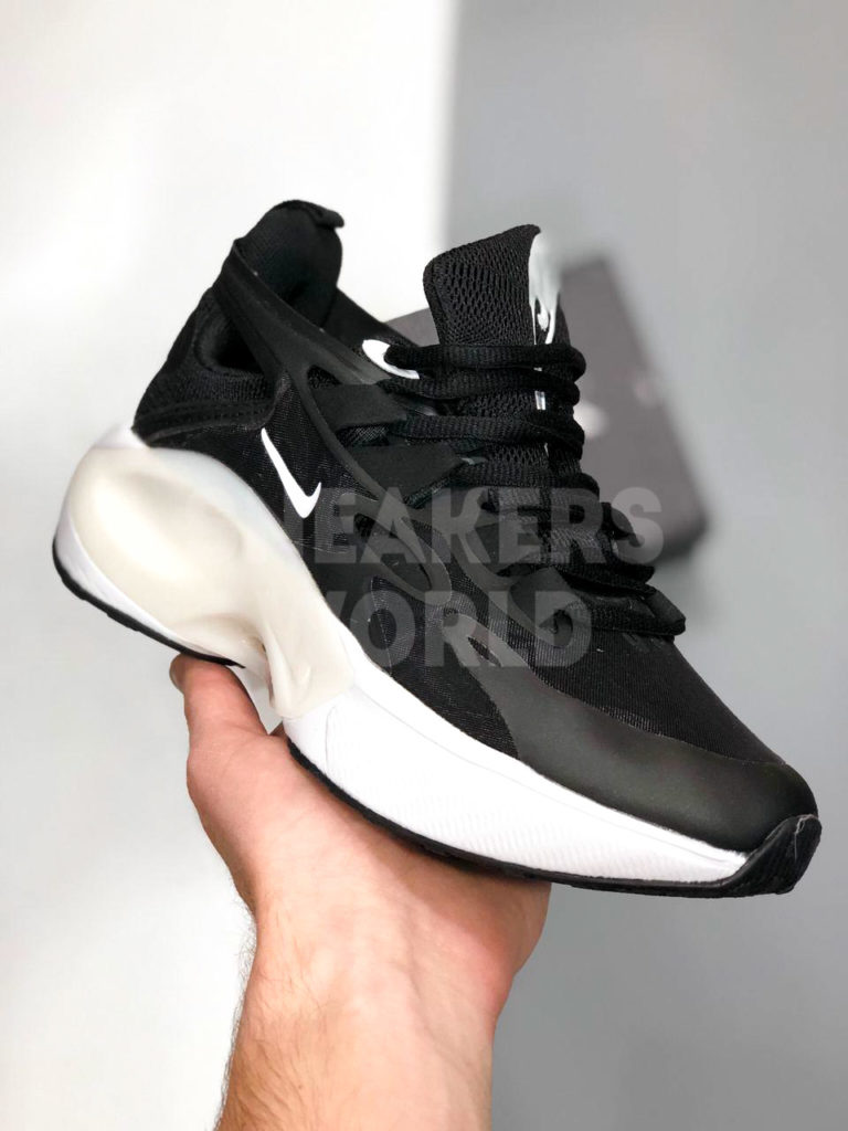 Nike Signal d/ms/x черные