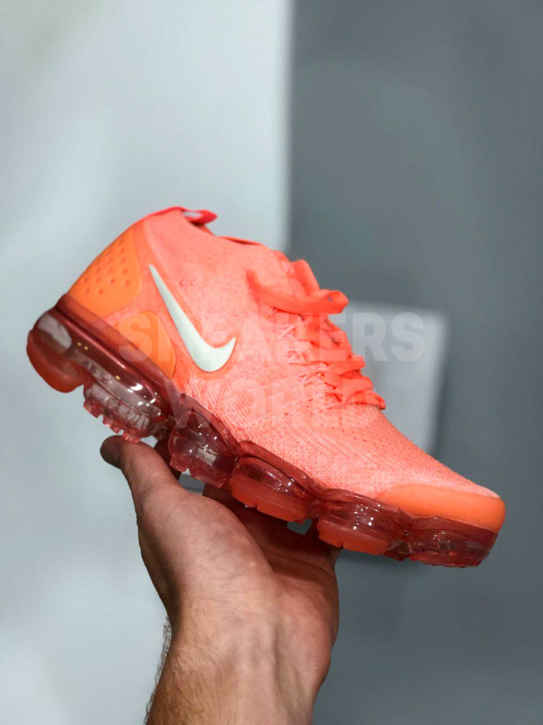 Nike Air Vapormax Flyknit персиковые