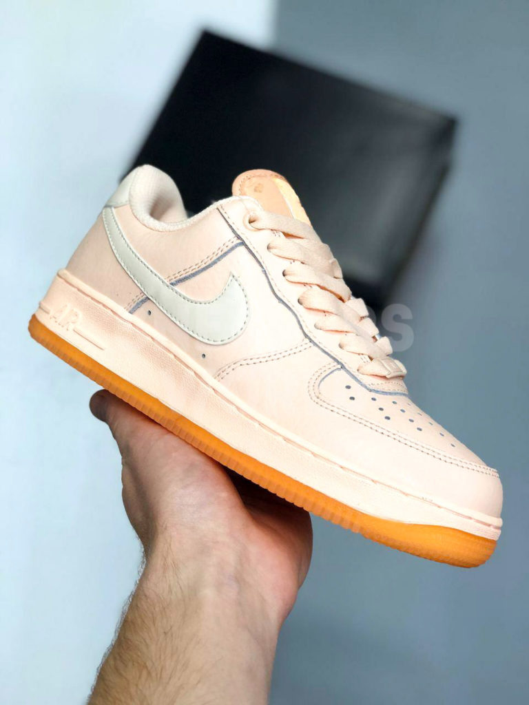 Nike Air force 1 Crimson