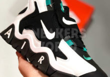 Кроссовки Nike Air Barrage