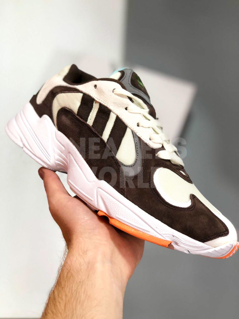 Кроссовки Adidas Yung 1