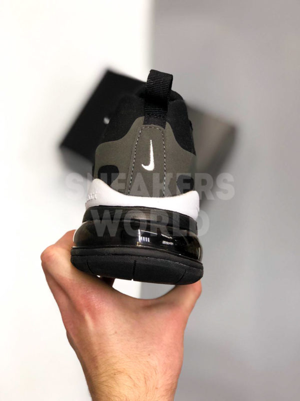 Кроссовки Nike Air Max 270 React черные купить