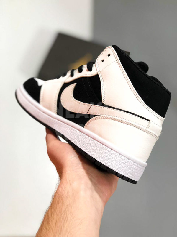 Air Jordan 1 Retro Mid Tuxedo купить