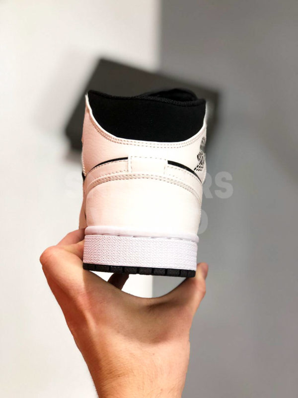 Air Jordan 1 Retro Mid Tuxedo купить в