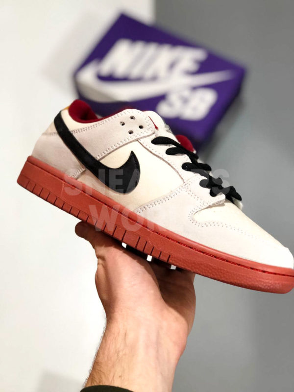 Nike SB Dunk Low Pro Muslin Hennessy купить