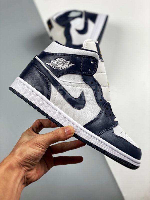 Nike Air Jordan 1 Retro темно-синие купить в