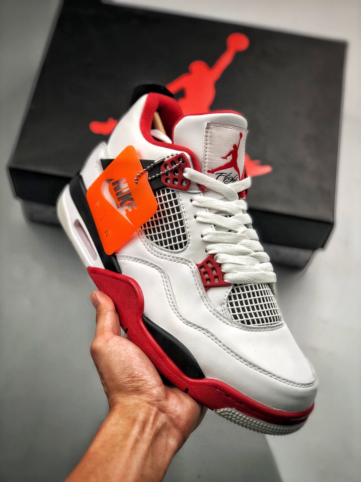 Air Jordan 4 Fire Red