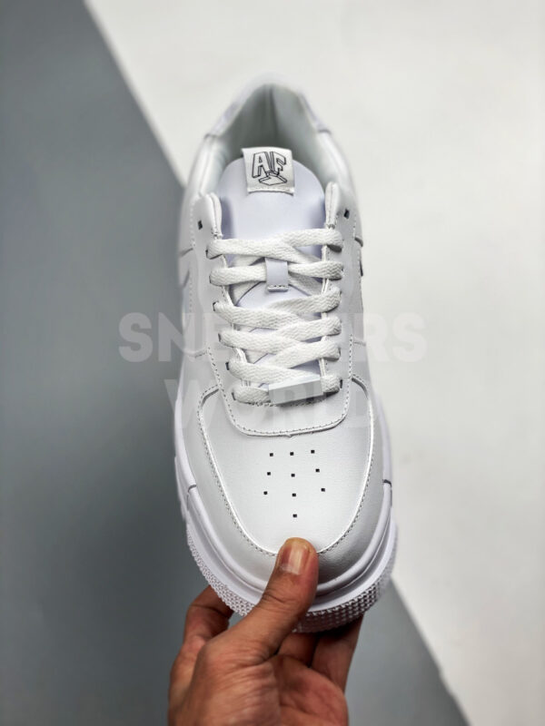 Nike Air Force 1 Pixel белые