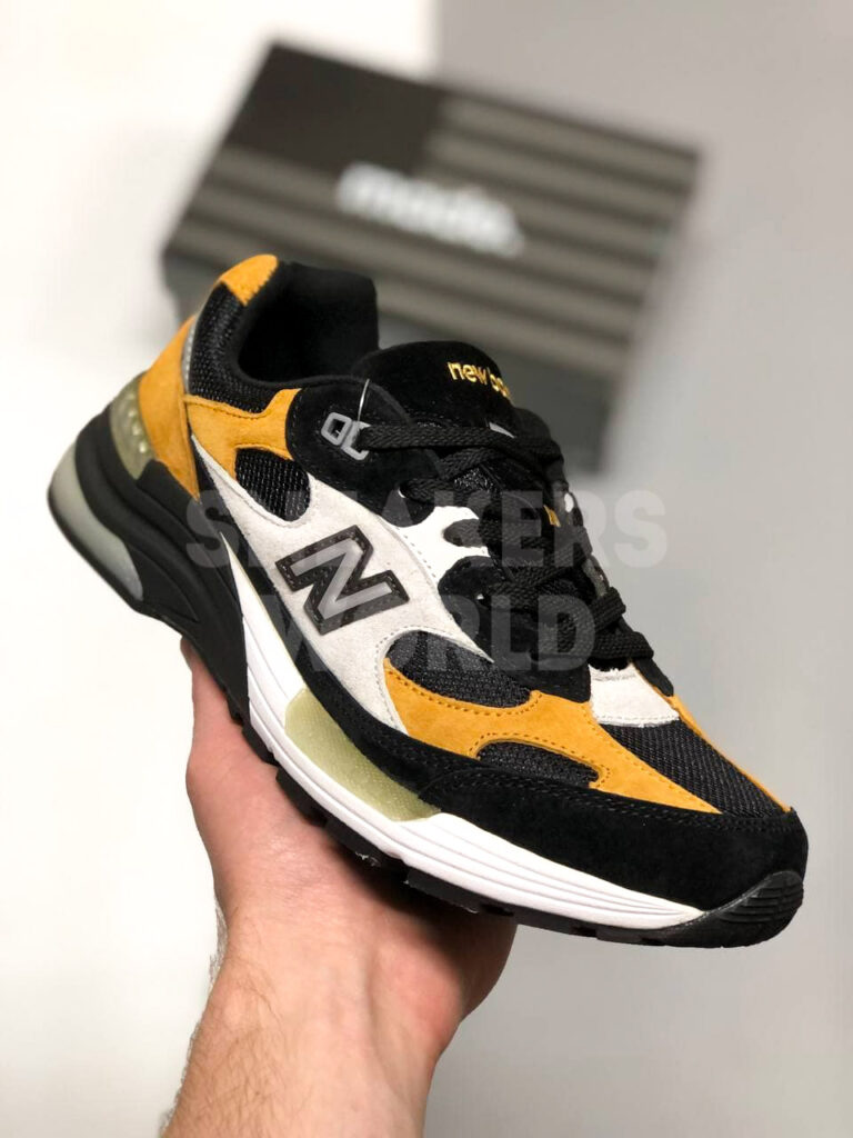 New Balance 992