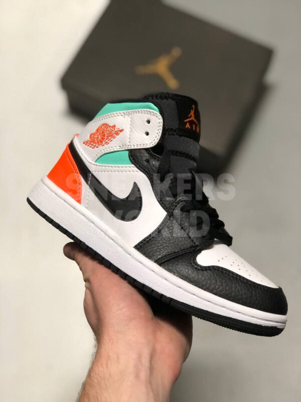 Nike Air Jordan 1 Mint Orange