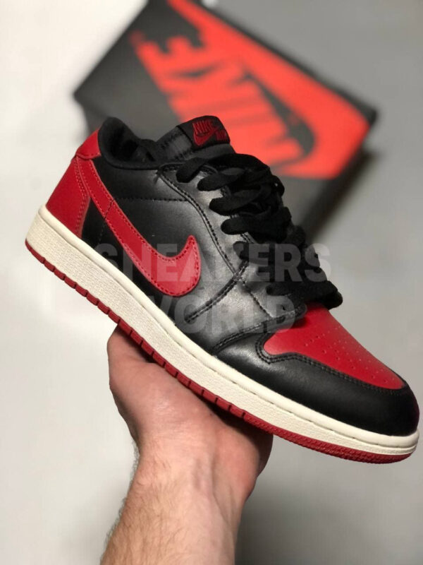 Nike Air Jordan 1 Low Black Red