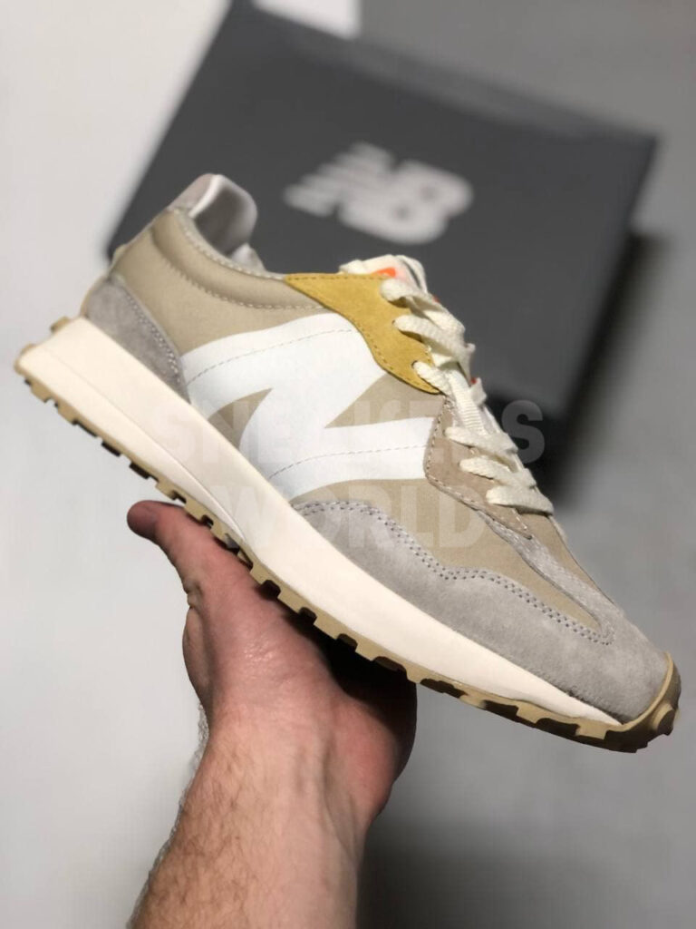 New Balance 327