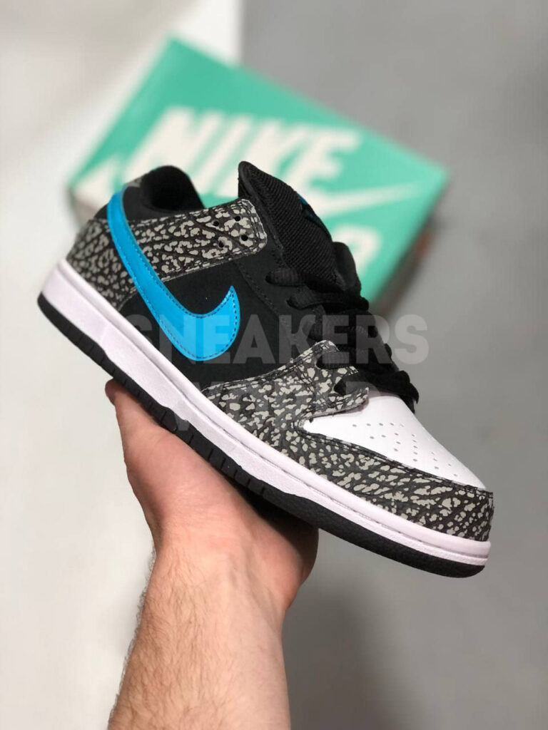 Nike SB Dunk Low Elephant