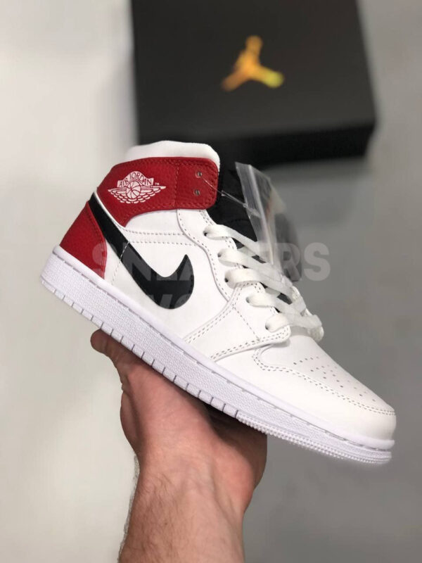 Nike Air Jordan 1 Mid “Chicago” White Black Red