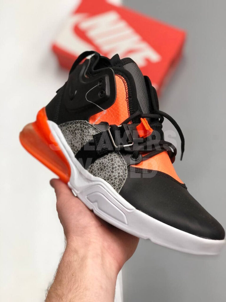 Nike Air Force 270