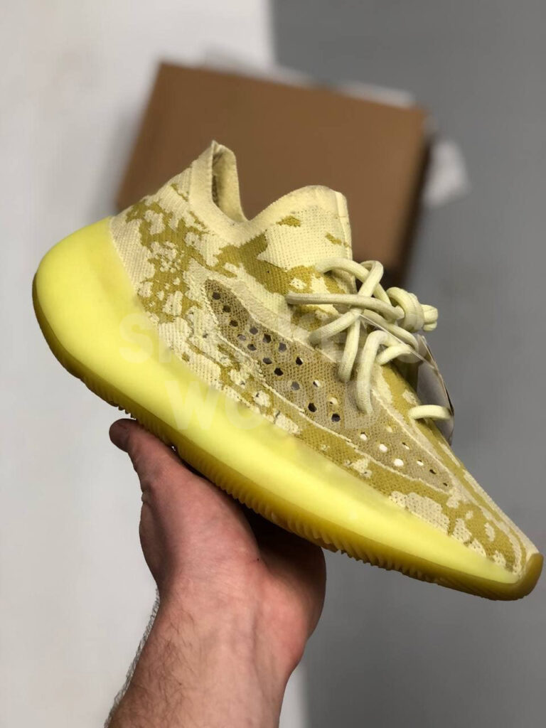 Adidas Yeezy Boost 380 желтые