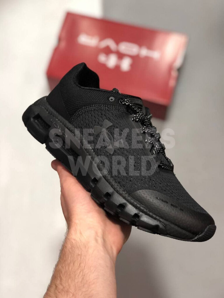 Under Armour HOVR Infinite Black