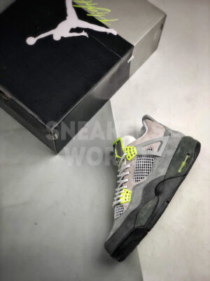Nike Air Jordan 4 Retro SE 95 Neon