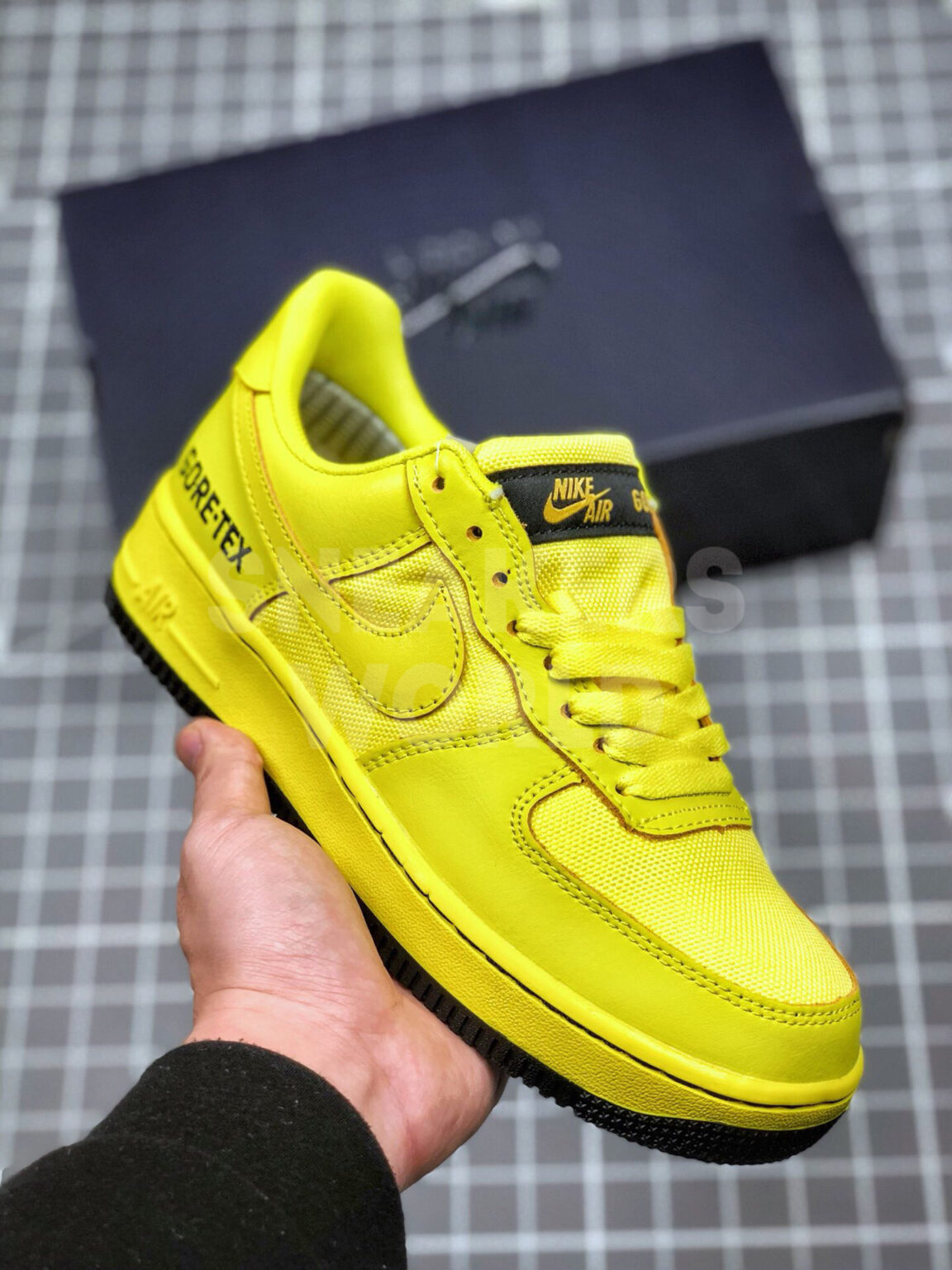 Nike Air Force 1 Gore Tex желтые