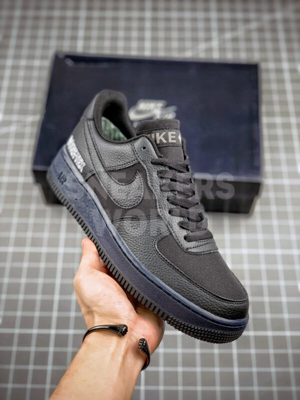 Nike Air Force 1 Black Gore Tex