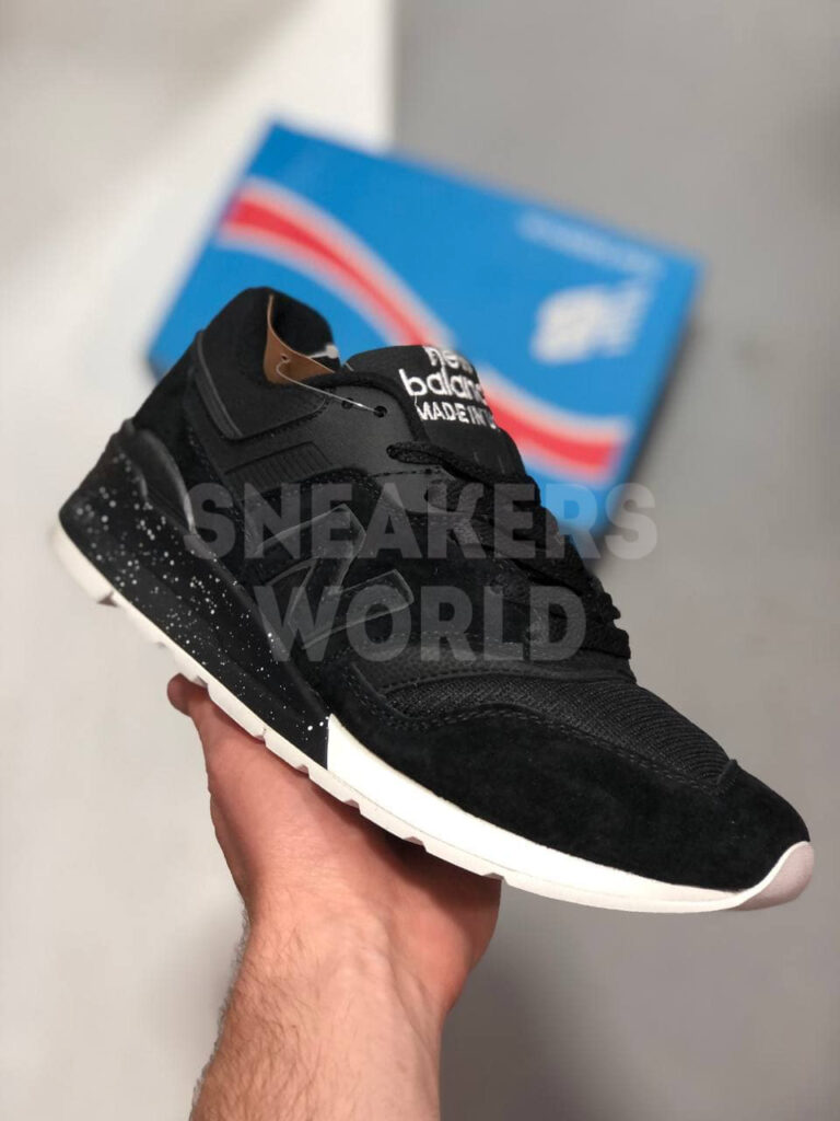 New Balance 997 XAR-1000