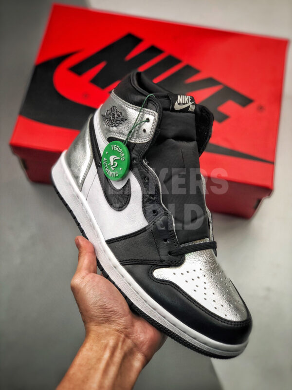 Nike Air Jordan 1 High Silver Toe