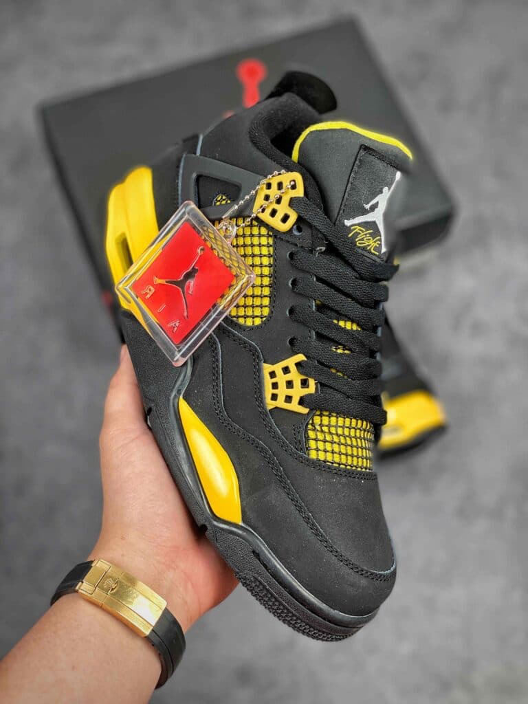Nike Air Jordan 4 Yellow Thunder