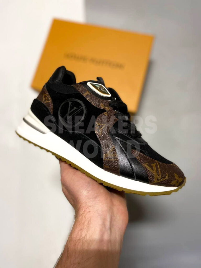 Louis Vuitton Run Away женские