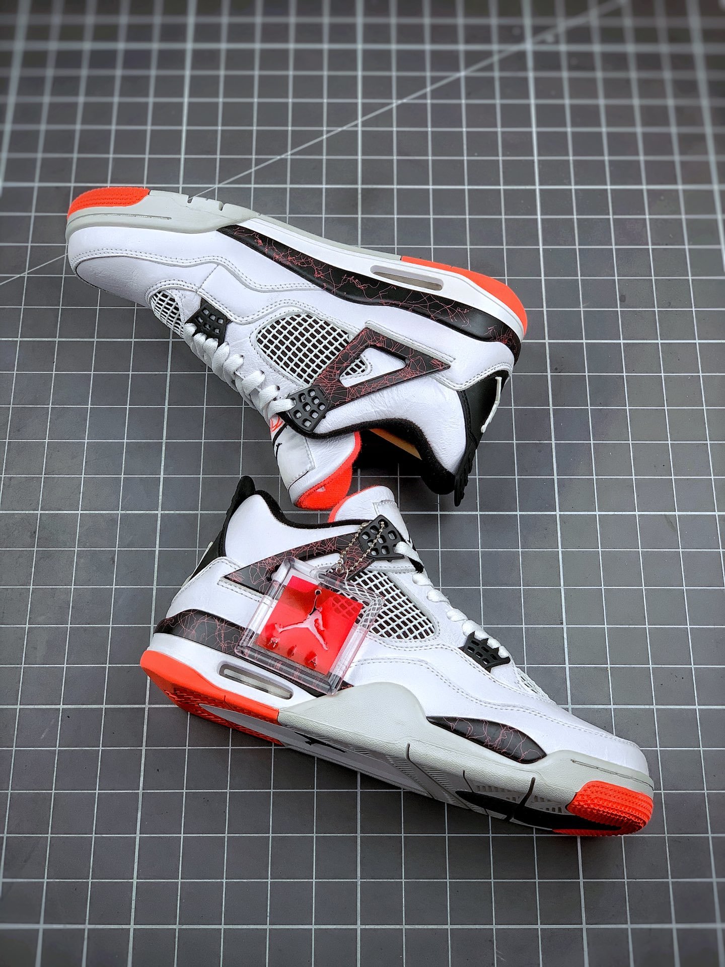 hot lava 4s jordans