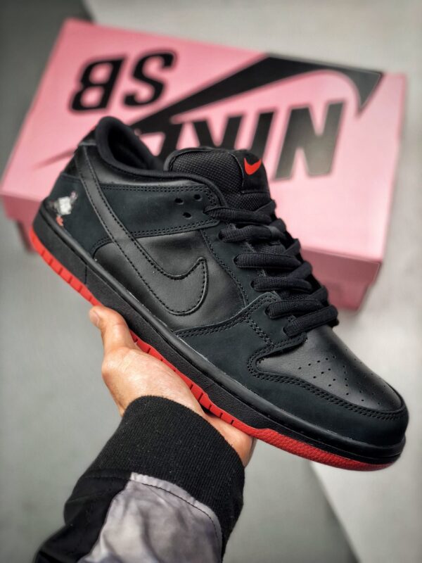 Nike SB Dunk Low Black Pigeon