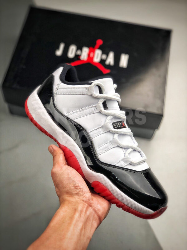 Nike Air Jordan 11 Low White Bred