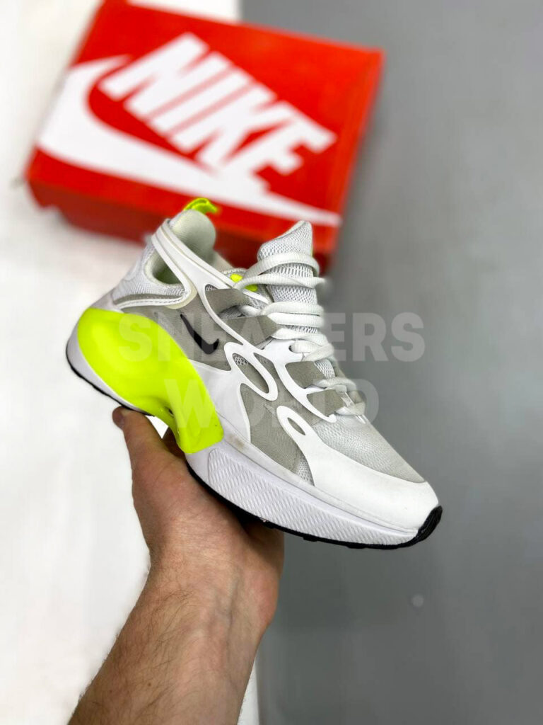 Nike Signal d/ms/x White Volt