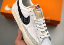 Nike Blazer Low 77