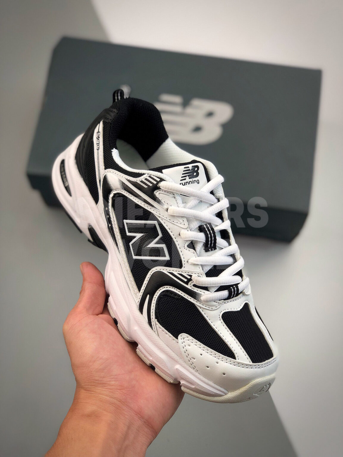 Кроссовки New Balance 530 White Black