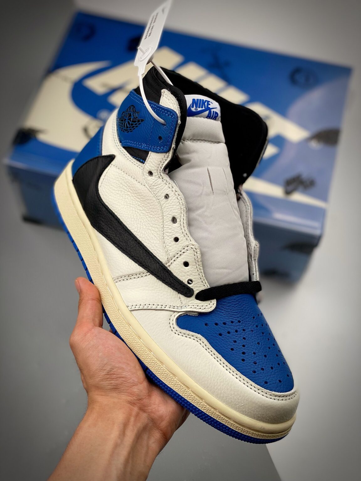 Fragment x Travis Scott x Air Jordan 1 High