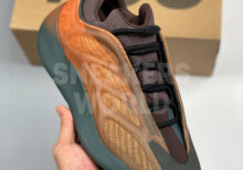 Adidas Yeezy 700 Copper Fade