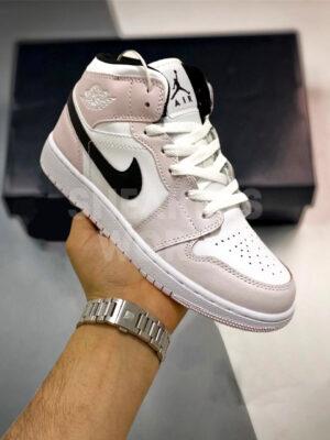 Nike Air Jordan 1 Mia Barely Rose