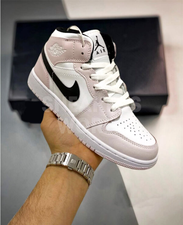 Nike Air Jordan 1 Mia Barely Rose