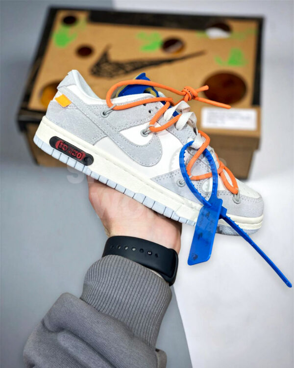 Nike Dunk Low x Off-White 19 of 50