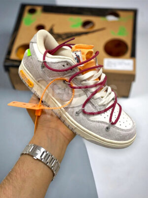 Nike Dunk Low x Off-White 35 of 50