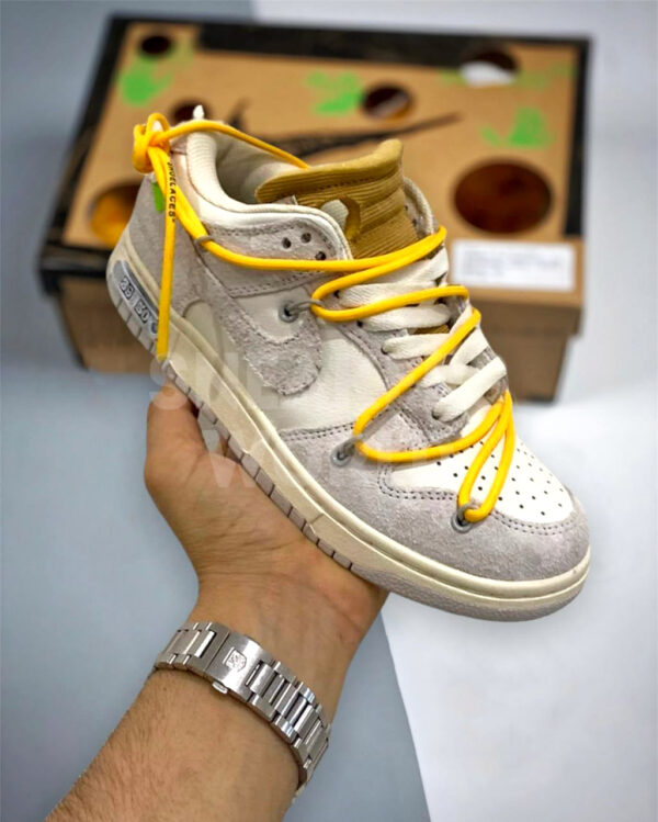 Nike Dunk Low x Off-White 39 of 50
