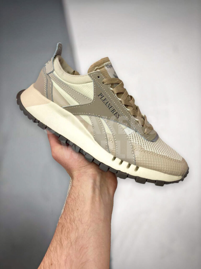 Reebok Pleasures Beige/Brown