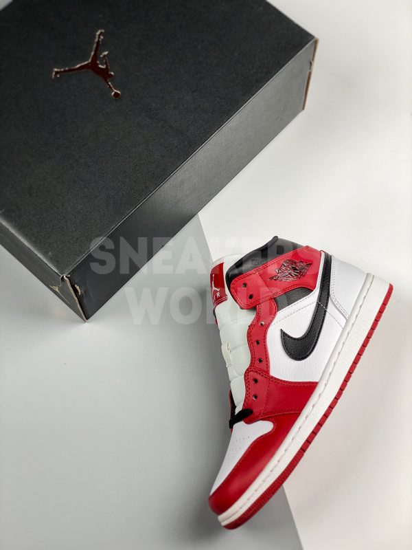 Nike Air Jordan 1 High Cicago Bulls Red