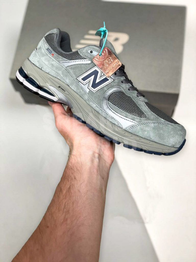 New Balance 2002 R Grey
