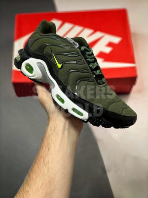 Nike Air Max TN Plus + Olive/Black