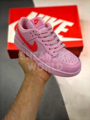 Nike Dunk Low Tripl Pink