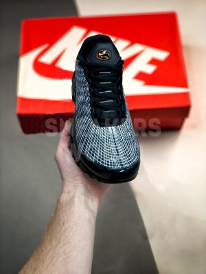 Nike Air Max TN Plus + Black/White