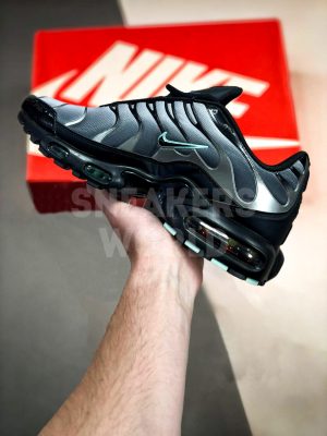 Nike Air Max TN Plus + Black/Grey